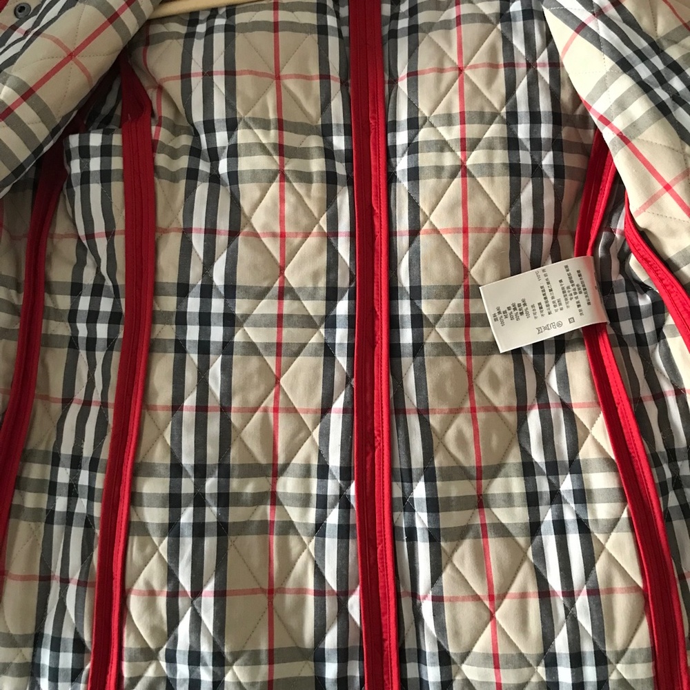 Burberry Quilted Red Jacket - Picture 10 of 12